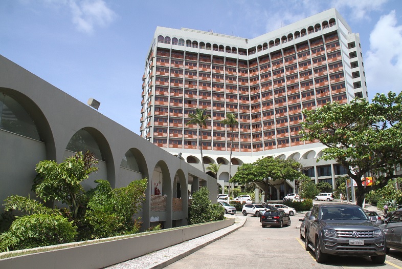 Bahia Othon Palace encerra as atividades