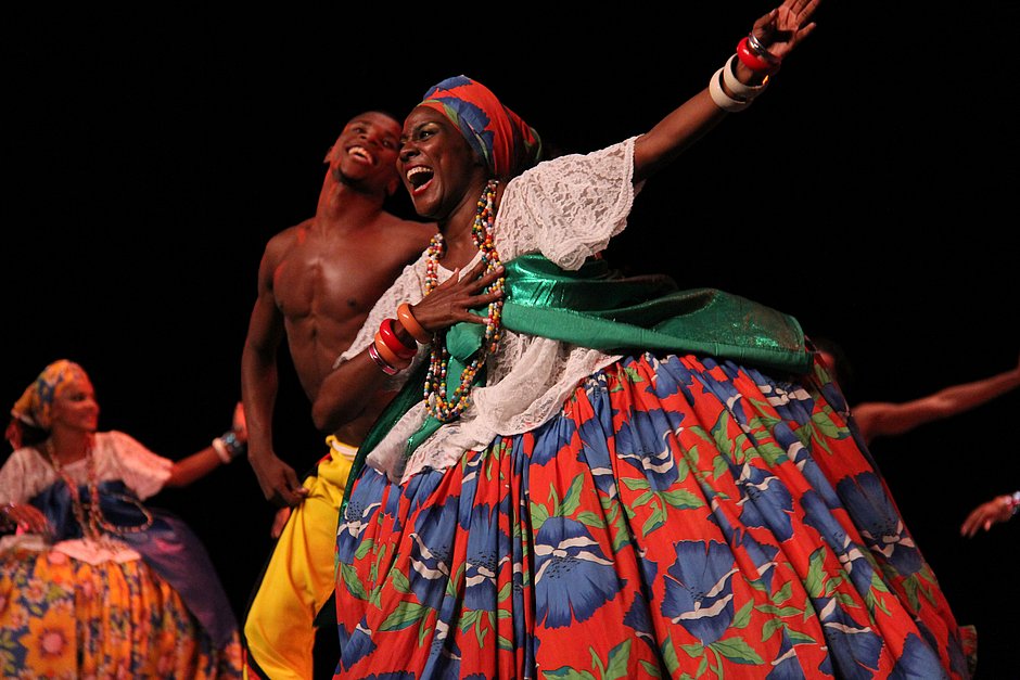 Balé Folclórico da Bahia apresenta coreografias inéditas no Vila Velha