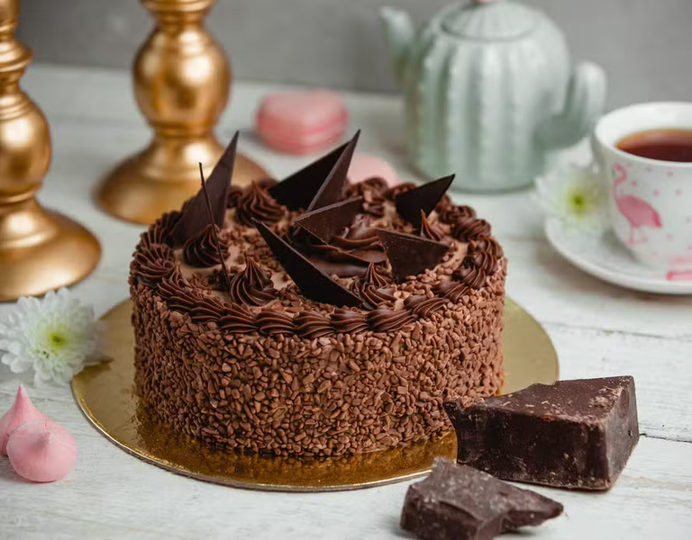 Bolo de brigadeiro brasileiro é eleito o 8º melhor bolo de chocolate do mundo
