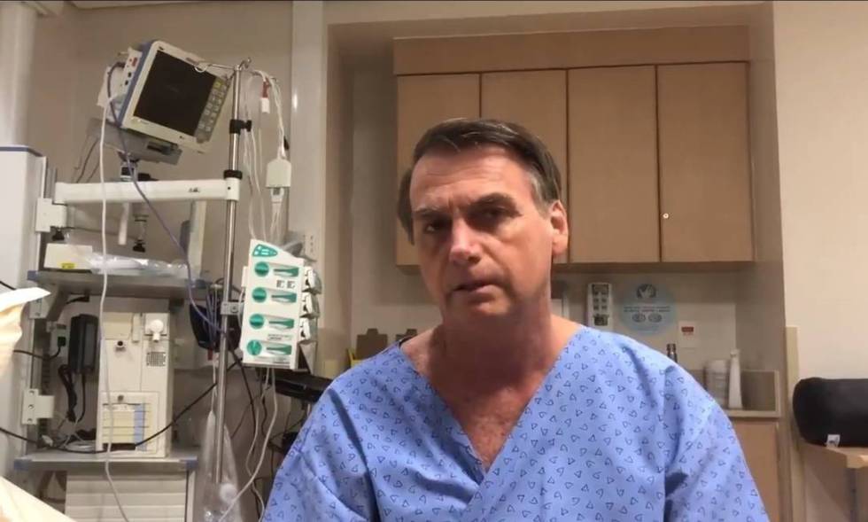 Bolsonaro é internado em hospital para passar por cirurgia neste domingo