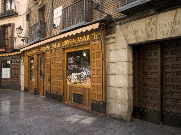 Localizado em Madrid, restaurante mais antigo do mundo sofre os impactos da pandemia