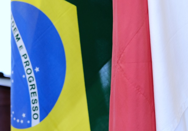 Isenção de vistos para brasileiros e japoneses começou a valer neste sábado (30)