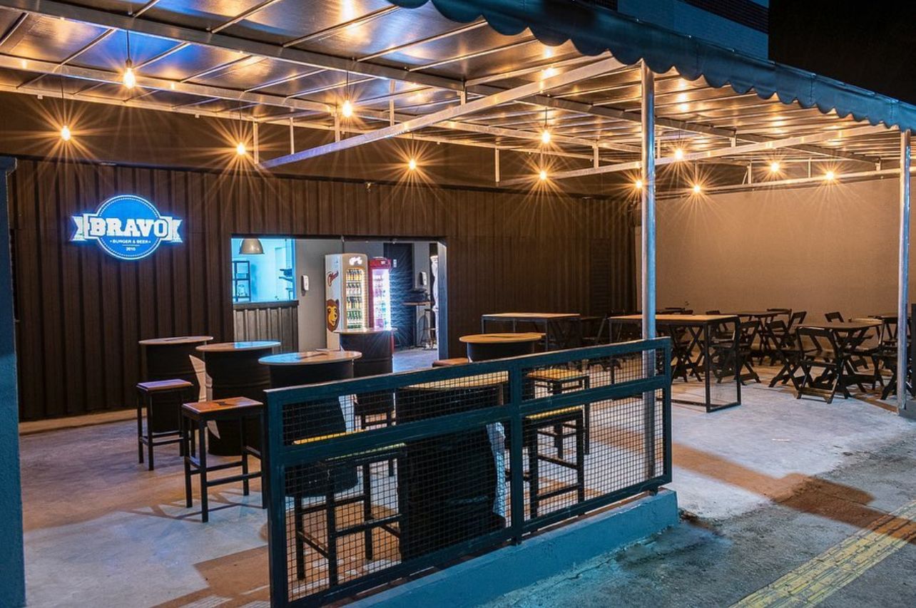 Bravo Burger & Beer amplia atuação e inaugura unidade conceito em Salvador 