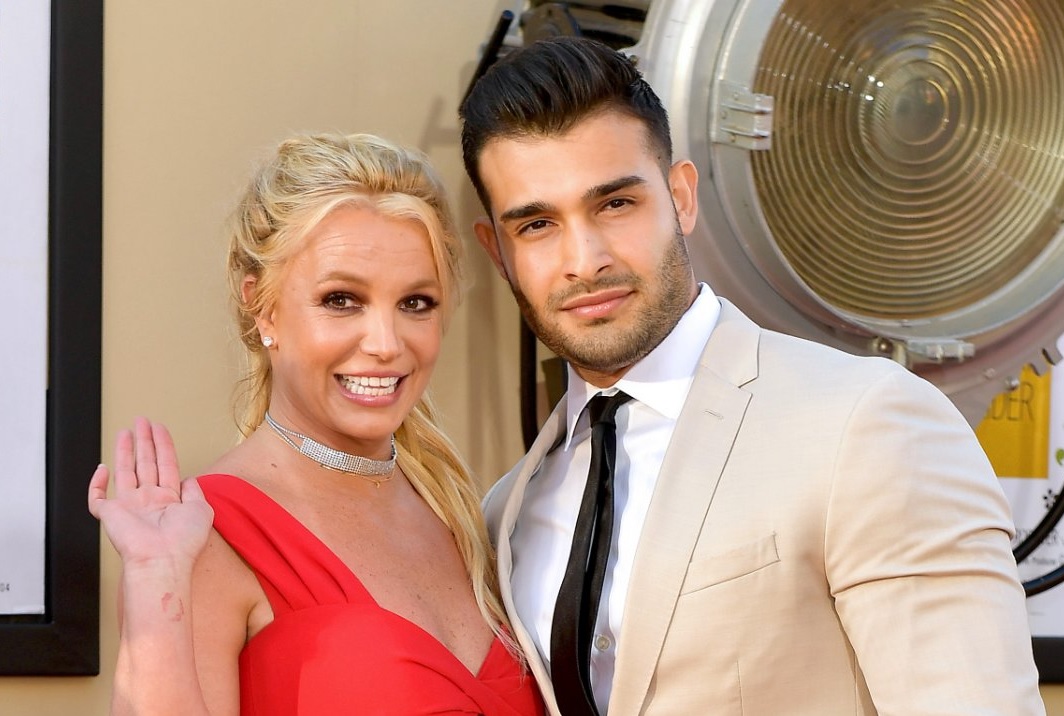 Britney Spears anuncia perda do filho no início da gravidez: "um momento devastador"