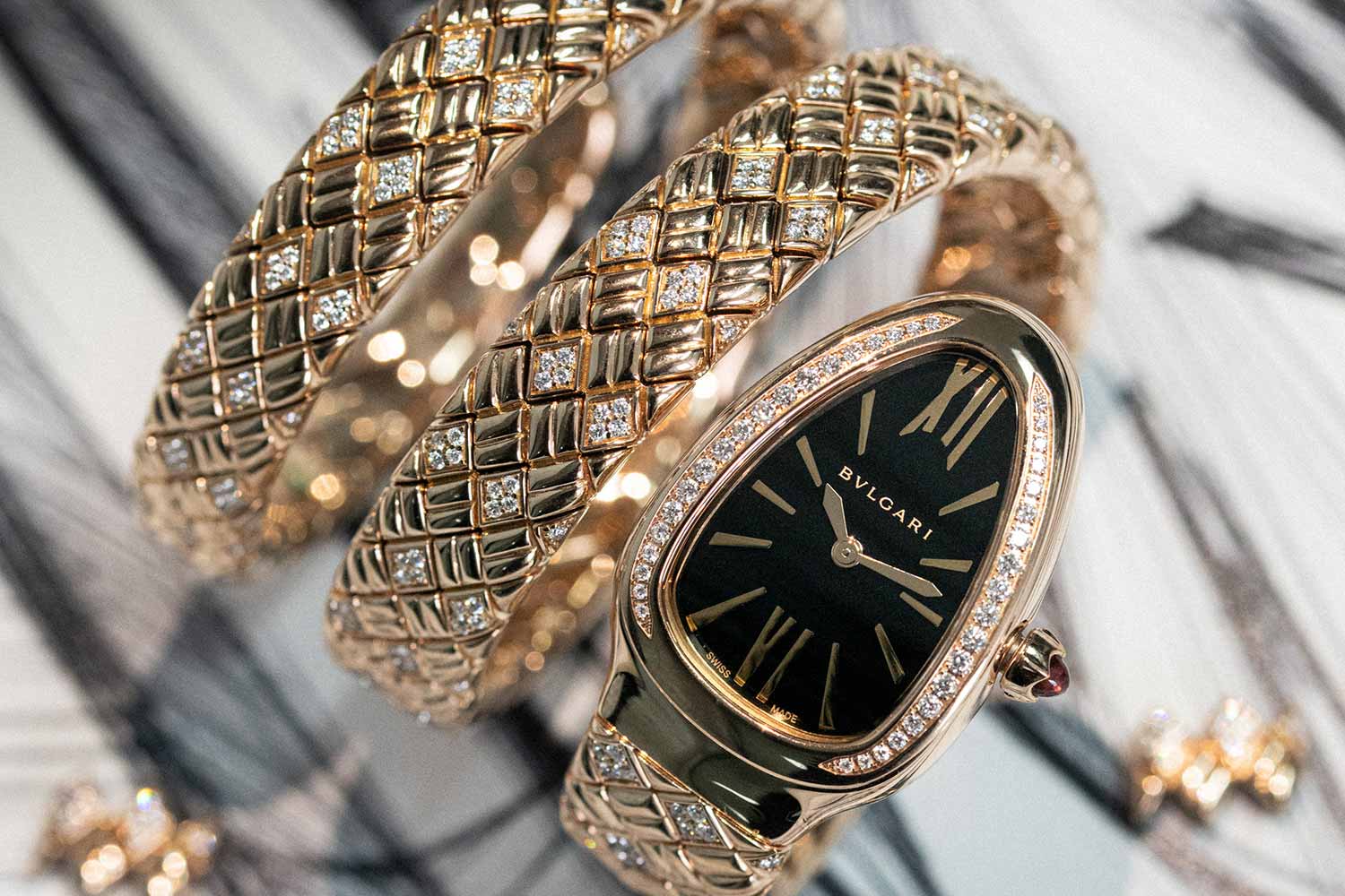 Bvlgari apresenta novos relógios femininos