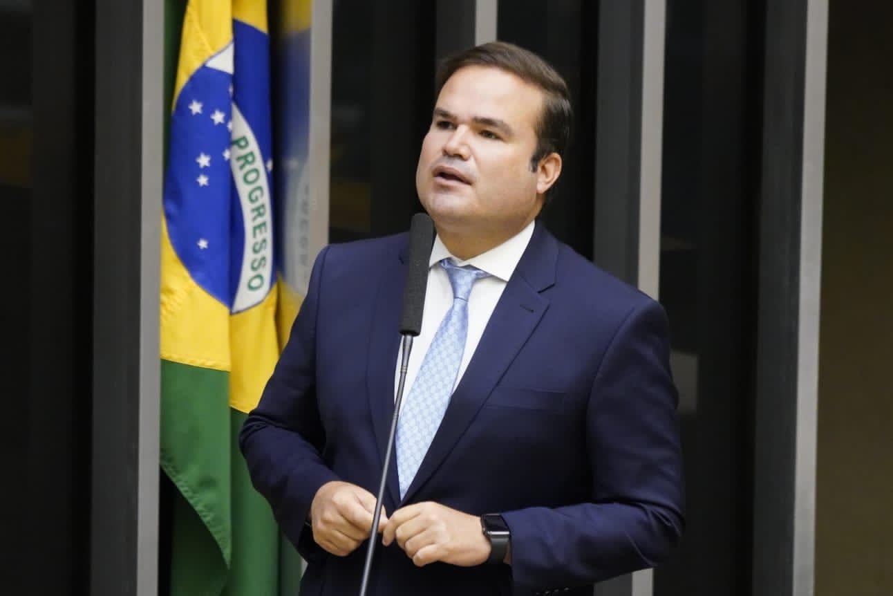 Pré-candidato ao Senado, Cacá Leão fala sobre os desafios da Bahia, planos caso seja eleito e projetos futuros