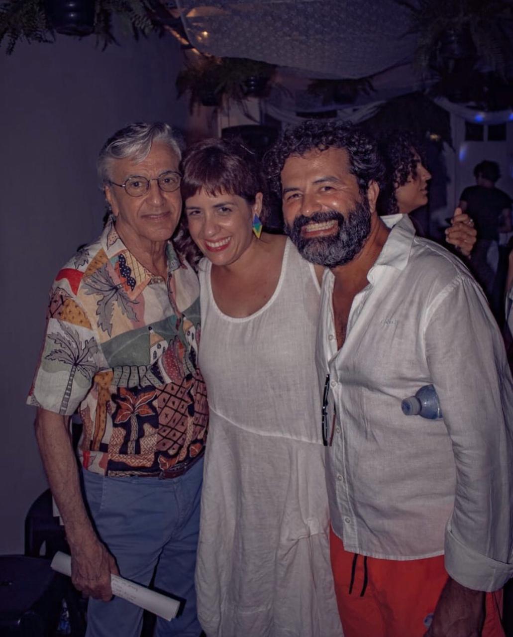 Caetano Veloso prestigia festa secreta em Salvador