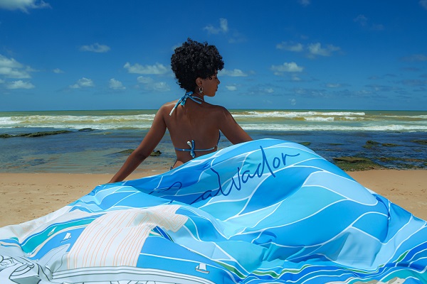 Artista plástico baiano lança coleção de cangas que exaltam paisagens de Salvador