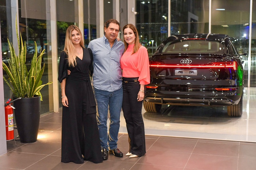 Giro de fotos: Audi Center apresenta novo e-tron durante evento em Salvador 