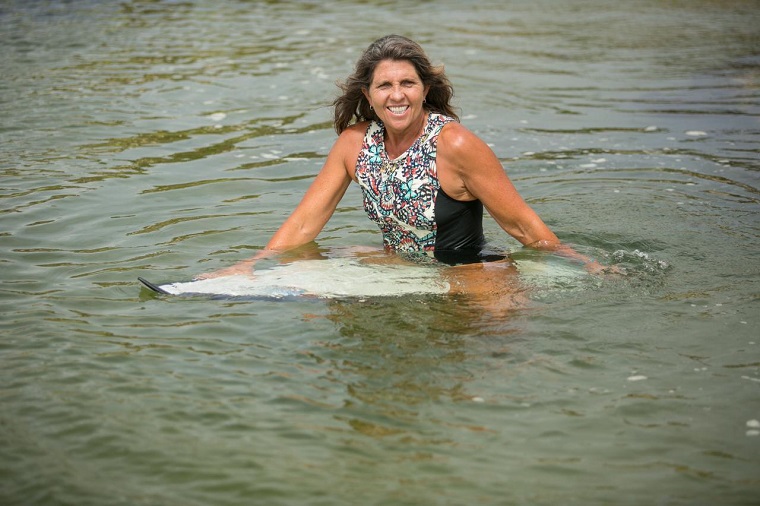 Campeã baiana de surfe participa de live ‘A Mulher e o Mar: uma experiência de vida’