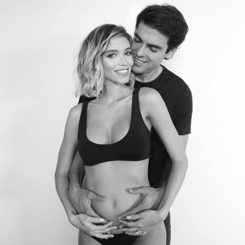 Carol Dias e Kaká anunciam gravidez. Vem saber!