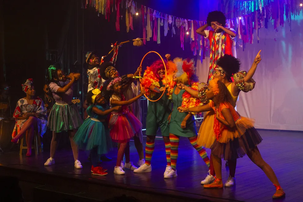 Teatro Vila Velha recebe espetáculo infantojuvenil 'A Casa Encantada' nos dias 21 e 28 de maio