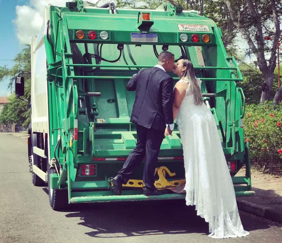 Em homenagem ao marido motorista de coleta de lixo, baiana faz ensaio fotográfico temático 