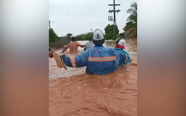 Sobe para 31 o número de cidades em situação de emergência por conta dos temporais na Bahia