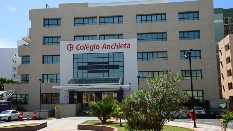 Colégio Anchieta ignora reclamações de alunos em comunicado: "Problemas sanados"