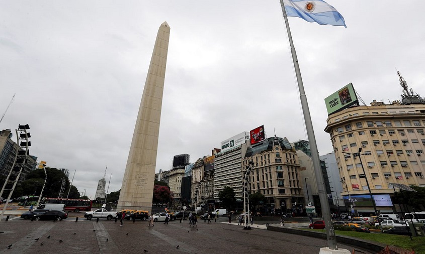 Argentina supera marca de 1 milhão de casos de covid-19