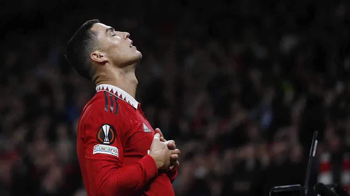 Manchester United e Cristiano Ronaldo rescindem contrato