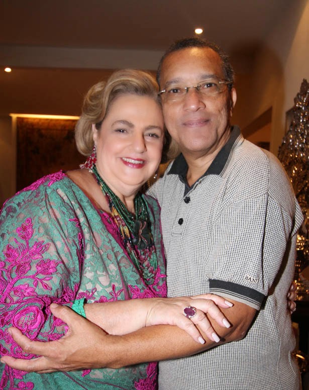 No Rio, Cristina Aboim vai receber para o aniversário de Amaro Leandro Barbosa