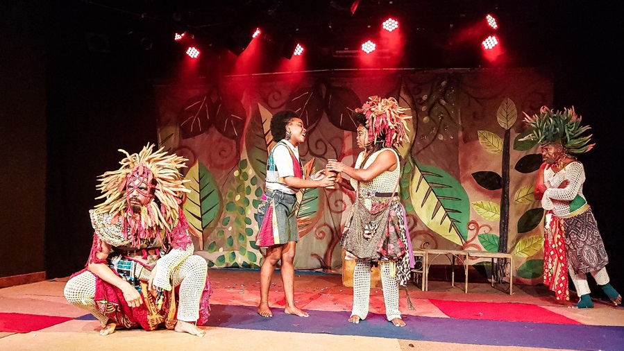 Espetáculo infantojuvenil 'Dandara na Terra dos Palmares' faz nova temporada em Salvador