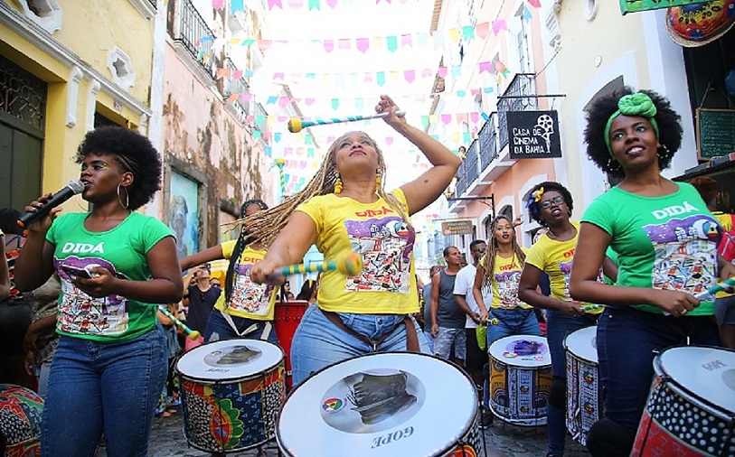 Banda Didá faz show especial no Pelourinho com participação de Saulo e Margareth Menezes
