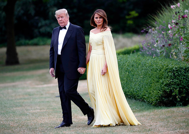 Melania e Donald Trump prestigiaram jantar de gala na Inglaterra