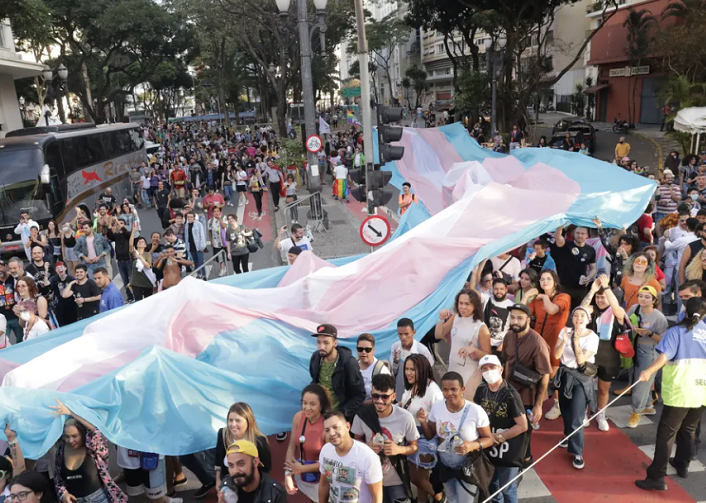 Número de candidaturas de pessoas trans para as eleições cresce em 2022, aponta associação