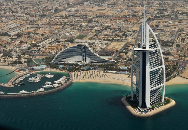 Dubai decreta quarentena de duas semanas