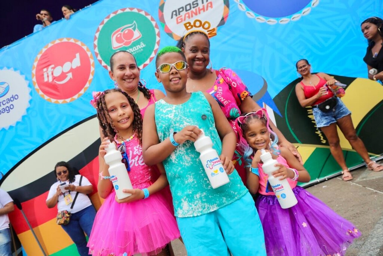 Carnaval infantil no Campo Grande conta com entrega de água para crianças e familiares