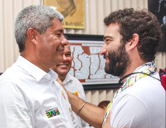Governador encontra Humberto Carrão e promete: 'Vem que a Bahia tá de braços abertos!'