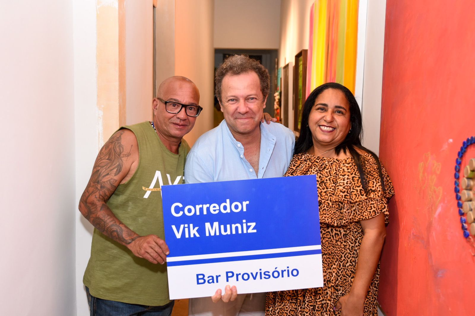 Grupo Di Janela abre bar em Salvador em homenagem a Vik Muniz 
