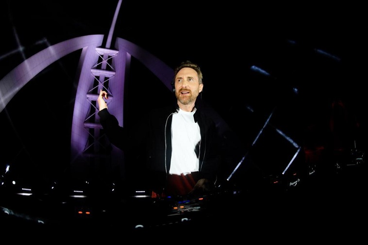  David Guetta apresenta live beneficente diretamente de Dubai