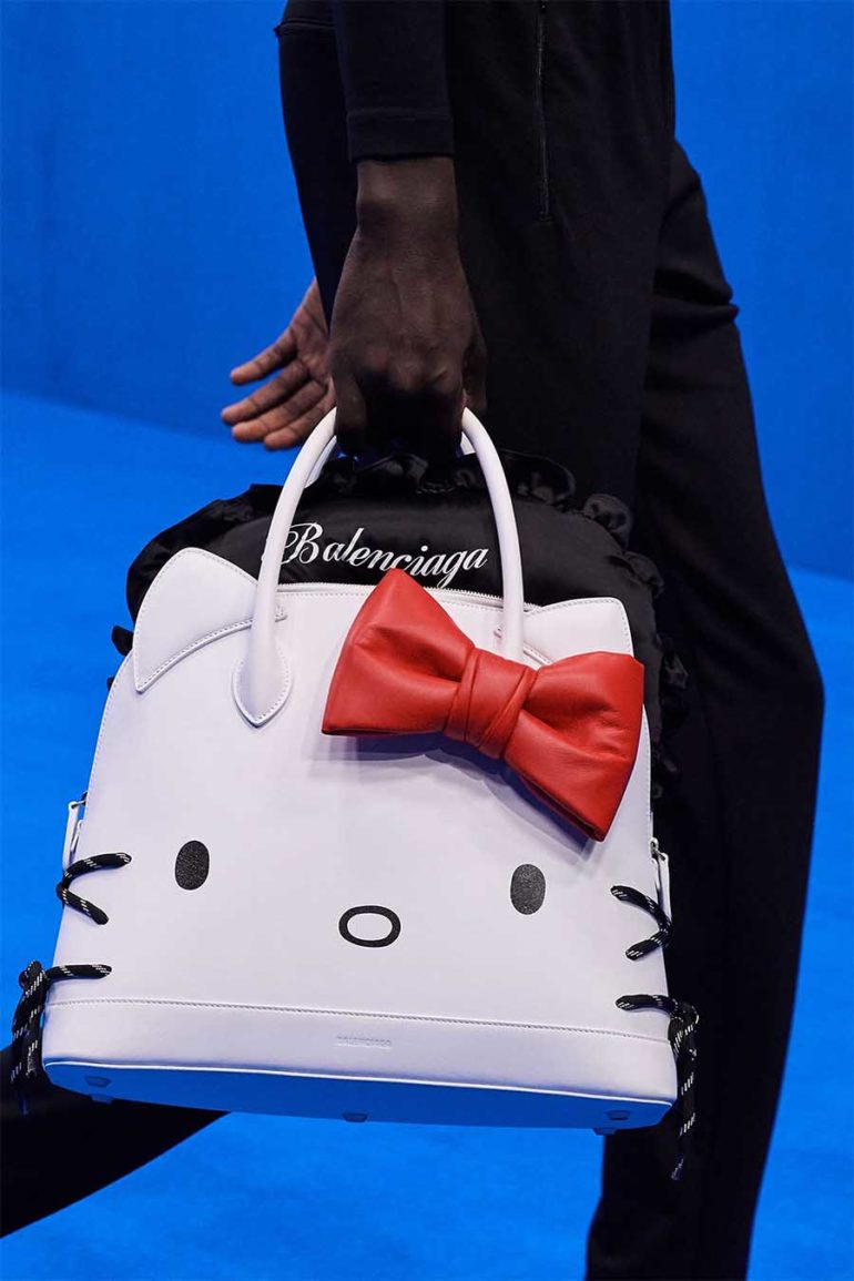 Hello Kitty e Balenciaga renovam parceria 