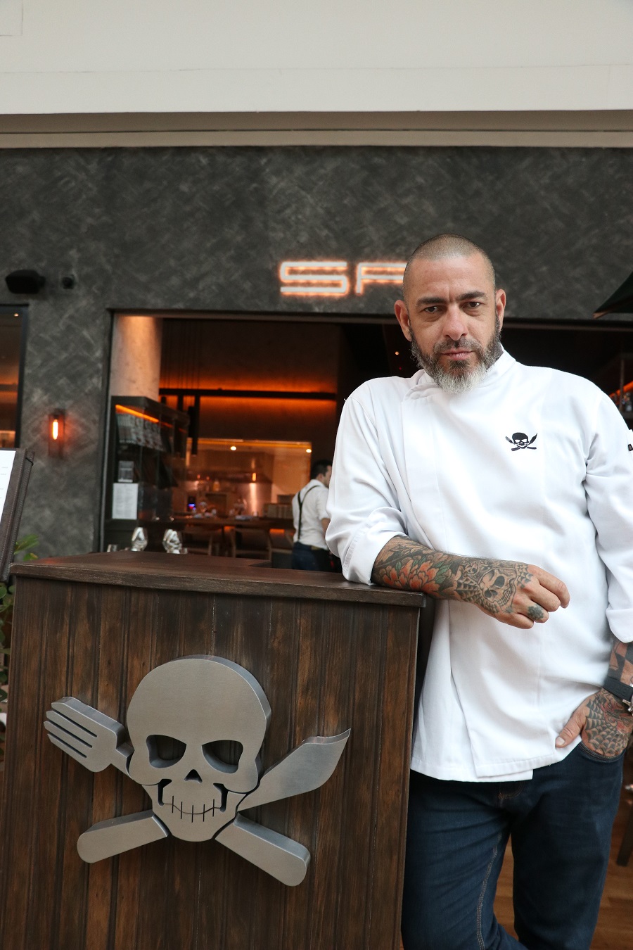 Chef Henrique Fogaça desembarca em Portugal para preparar jantar exclusivo a 4 Mãos