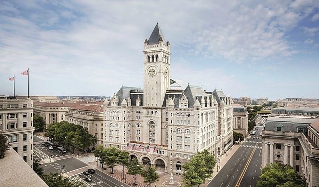 Hotel de Donald Trump cobra diária 5 vezes mais cara para posse de Biden