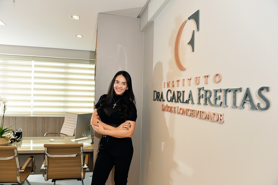 Carla Freitas inaugurou recentemente, em Feira de Santana, um instituto de Saúde e Longevidade 