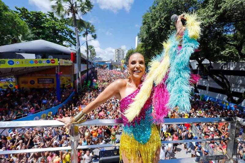 Carnaval no Nordeste: Recife divulga 3,4 milhões de foliões, enquanto Salvador anuncia público de 11 milhões nas festas
