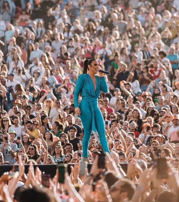  Ivete Sangalo é ovacionada durante apresentação no Rock in Rio Lisboa; veja vídeo  