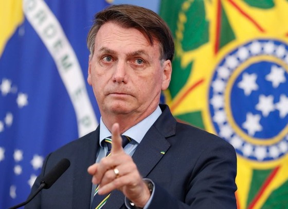 Presidente Jair Bolsonaro sanciona lei para enfrentamento do novo coronavírus