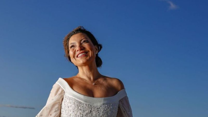 Estilista Helô Rocha assina vestido de noiva de Janja; vem saber