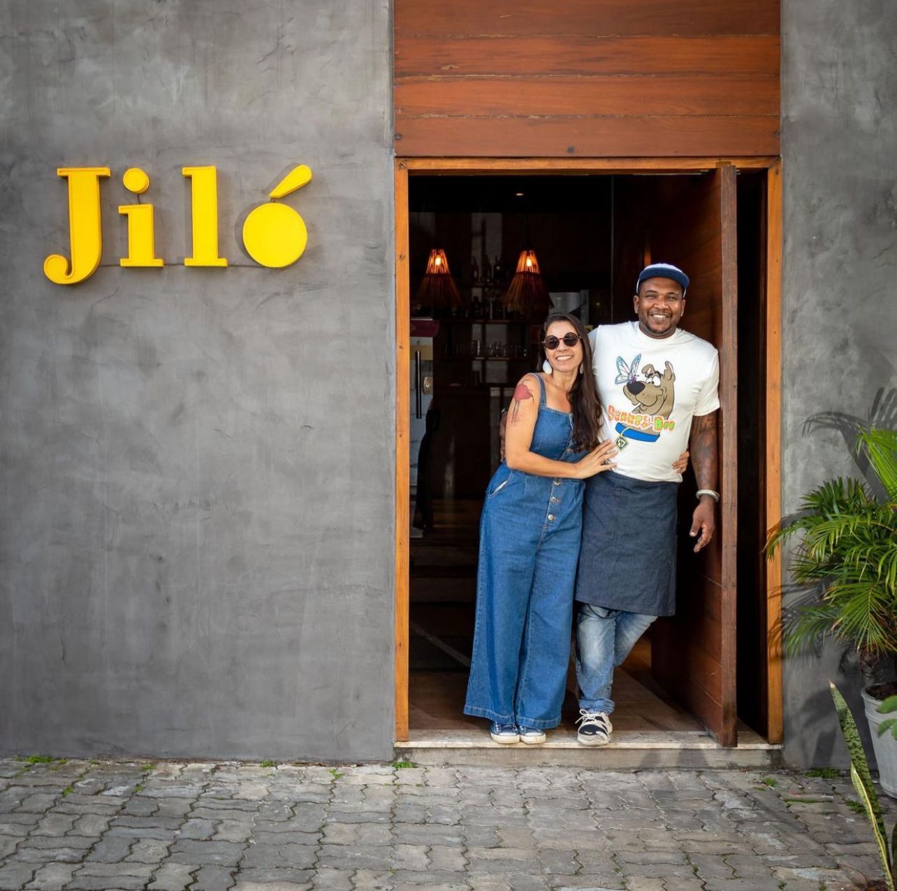 Sucesso em Itacaré, Jiló Restaurante expande atuação e abre unidade em Salvador 