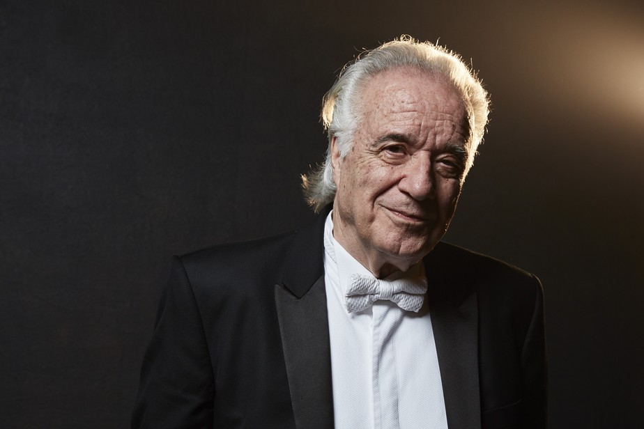 Aos 81 anos, maestro João Carlos Martins é diagnosticado com Covid-19 