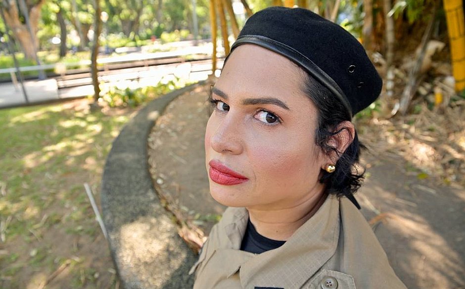 Conheça Kim Villanelle, uma das primeiras PMs trans da Bahia
