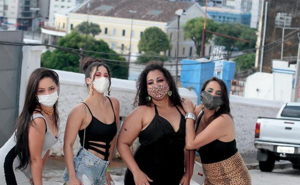 Primeiro grupo de humor feminino é lançado na Bahia
