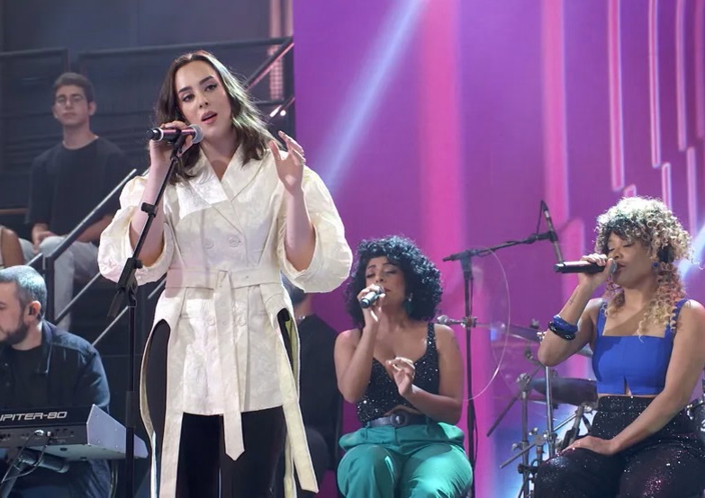 Filha de Faustão estreia como cantora em programa na TV Globo