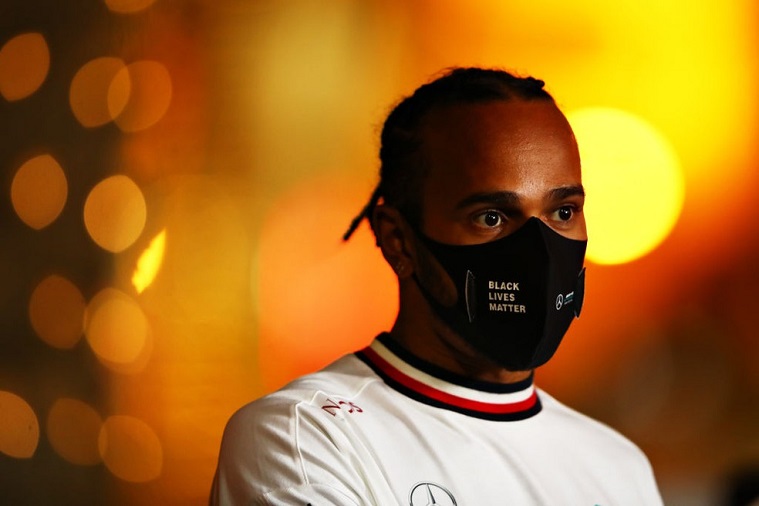 Lewis Hamilton testa positivo para covid-19