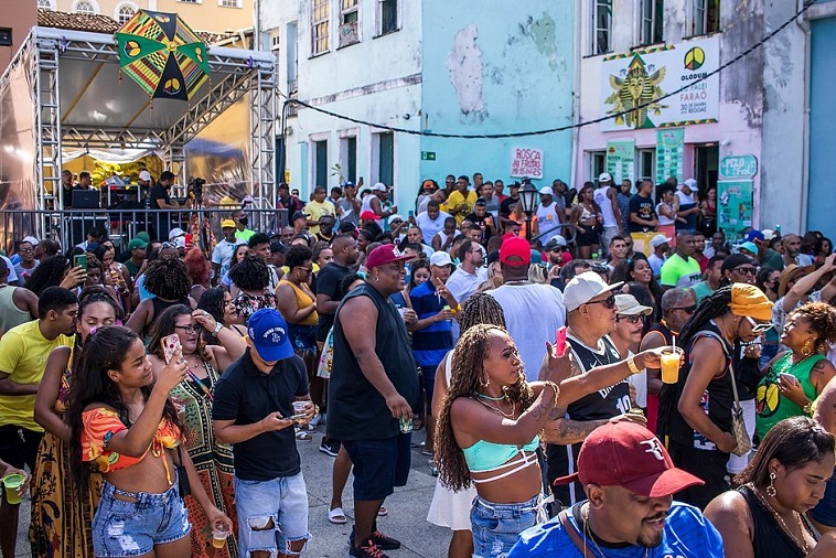 Decreto que autoriza público de até 3 mil pessoas em eventos na Bahia passa a valer nesta quarta-feira (2)