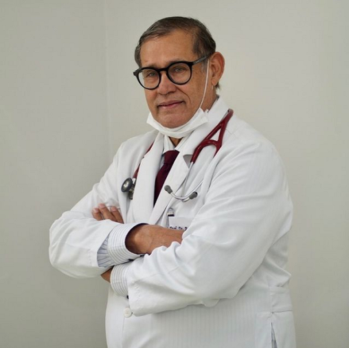 Dr. Roberto Badaró compartilha sua experiência com covid-19 em live