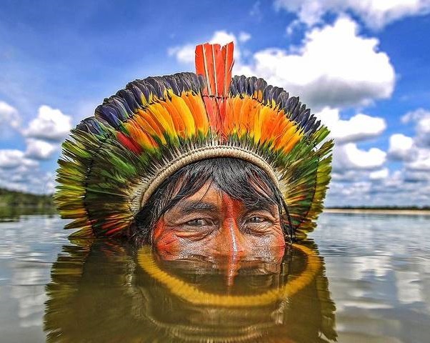 Fotógrafo Ricardo Stuckert lança livro sobre comunidades indígenas do Brasil