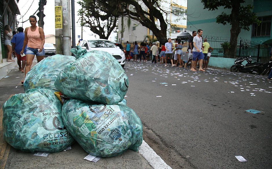 Carnaval de Salvador já acumula 430 toneladas de lixo