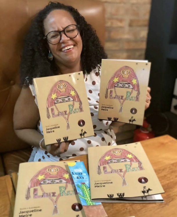 Professora baiana lança livro infantil sobre Luiz Gonzaga; artista faria aniversário nesta quarta (13)